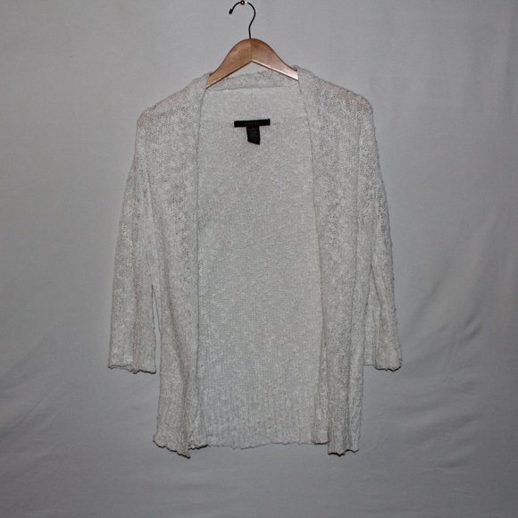 🍋SHIRTS 2/$20🍋 White Knit Cardigan Medium Length